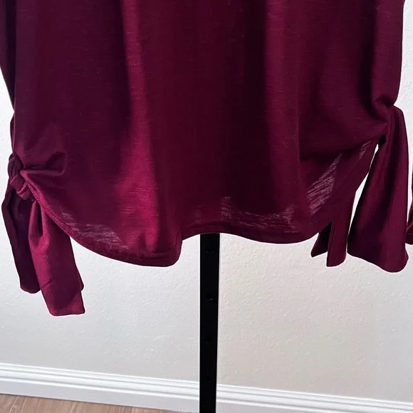 Love Riche Deep Red Blouse - Picture 3 of 4